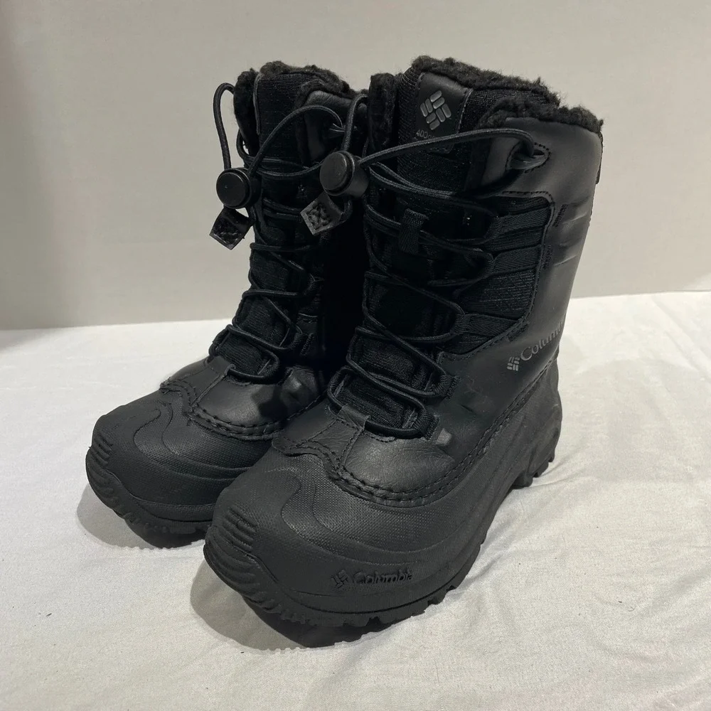Columbia Bugaboot Kids Black Waterproof Winter Boots‎ 400g Insulation Toggle